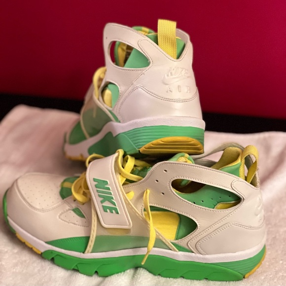 Nike Air Trainer Huarache Sz 13 Wht/Lime/Yellow - Picture 2 of 3